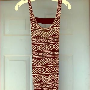 Dilusso Women’s Med. cute Maxi w/belt  -$22